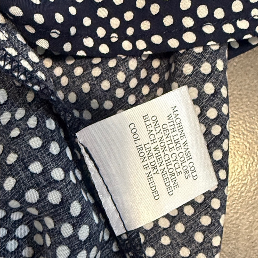 Brina & Em Lemmy Top V-neck Navy Patterned Blouse - Picture 11 of 12